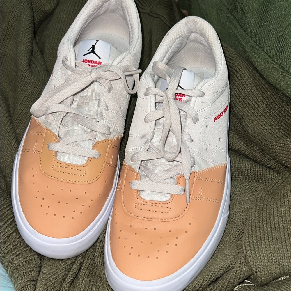 Jordan Series 03 “Phantom Praline”Sneakers in tan and Orange size 9 men